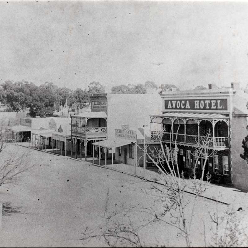 Old Image of Avoca Main Street